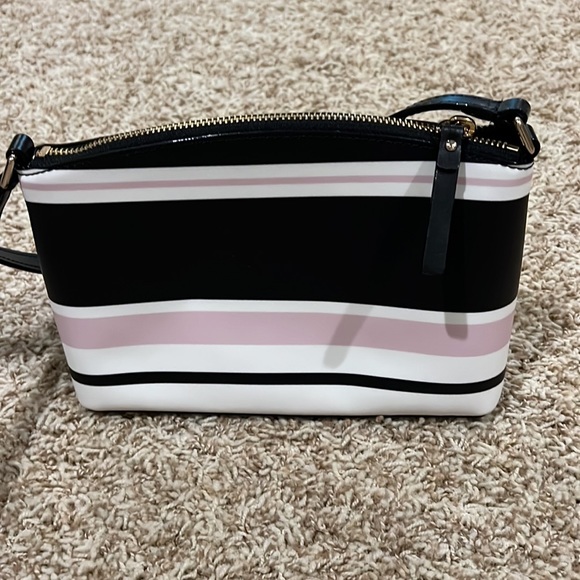 Kate Spade crossbody bag - Picture 2 of 5